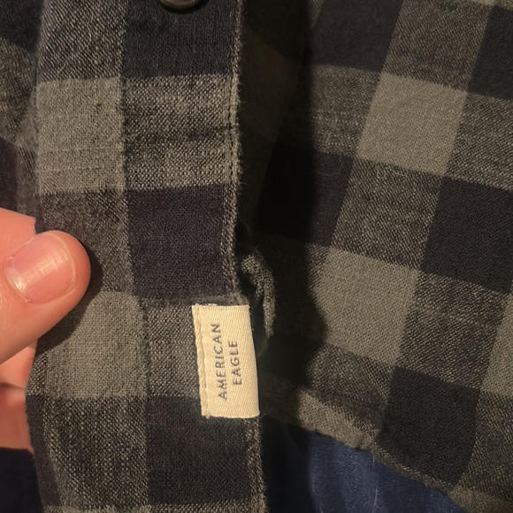 Green plaid American Eagle Long sleeve - Picture 3 of 3